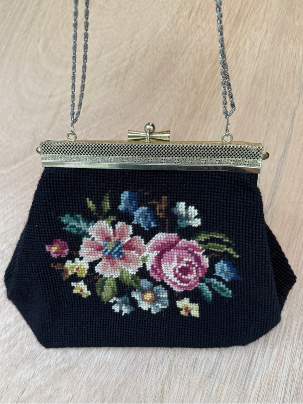 Vintage 1950's Floral Needlepoint Kiss Lock Purse Black w/Gold Frame Cottagecore